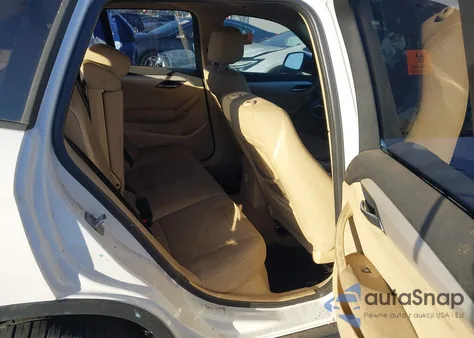 2015 BMW X1 Sdrive28I z USA, uszkodzony, nr VIN WBAVM1C5XFVW58134